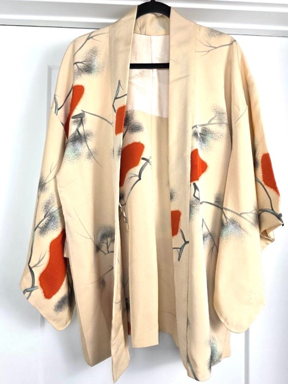 Vintage Japanese Silk Haori Kimono Jacket Cream Beige Red Abstract Print Japan